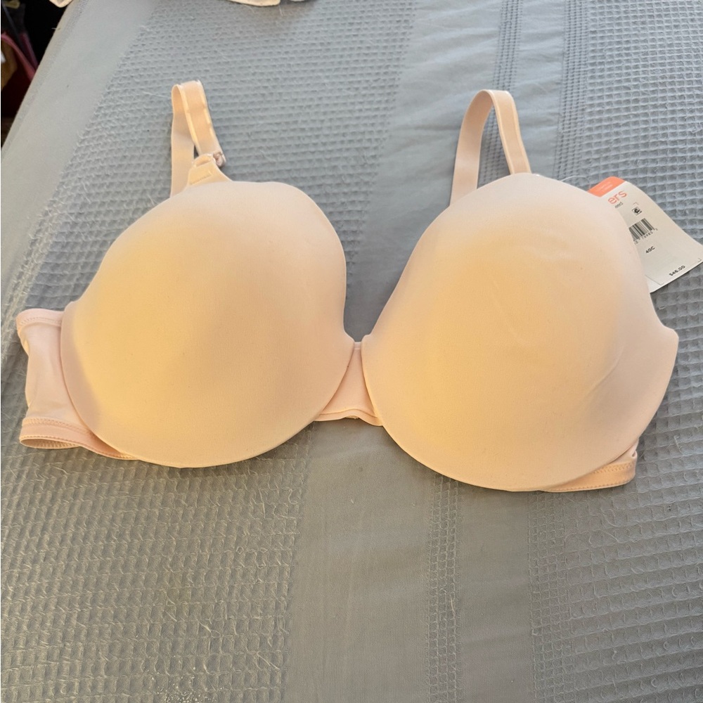 Warner's NWT Underwire Bra in Soft Cream SIZE 40C
